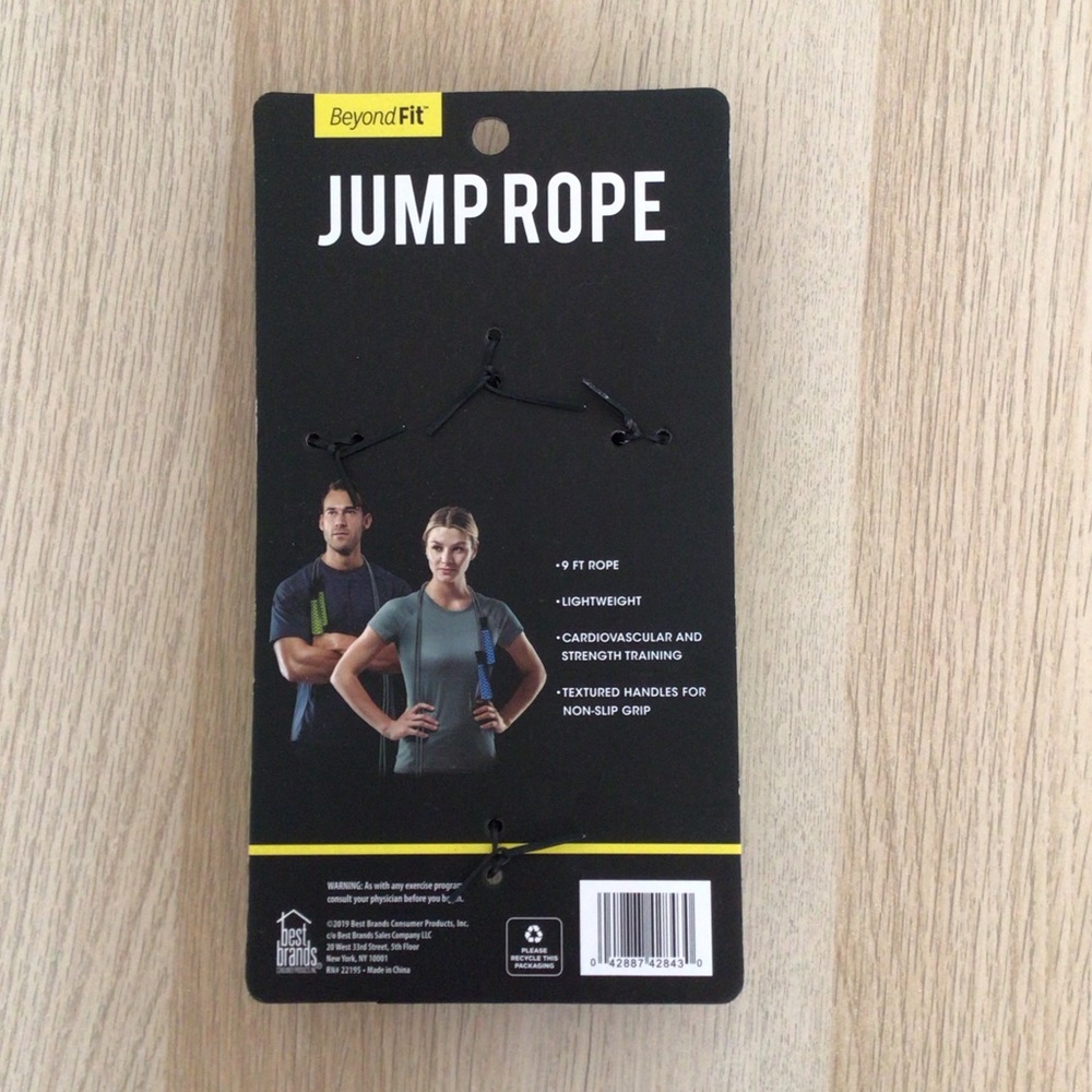 Beyond Fit Jump Rope - Picture 2 of 4